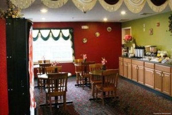 Coos Motor Inn (Lancaster)